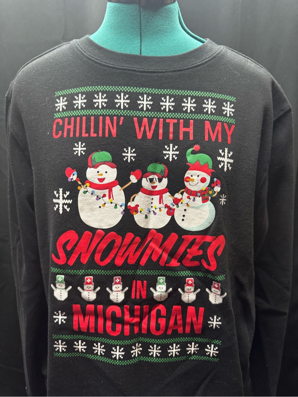 Women’s Black 'Chillin' With My Snowmies in Michigan' Holiday Sweatshirt